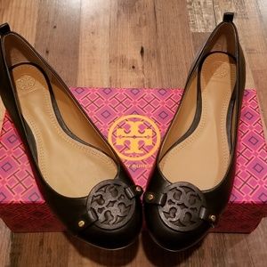 Tory Burch flats